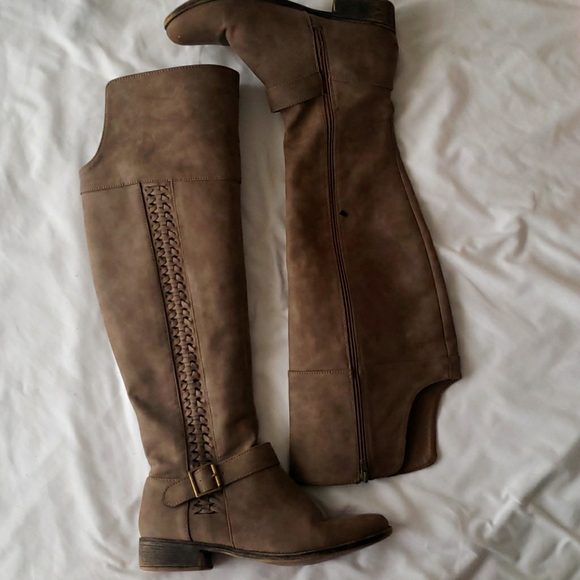Shoes - Over the knee Boot